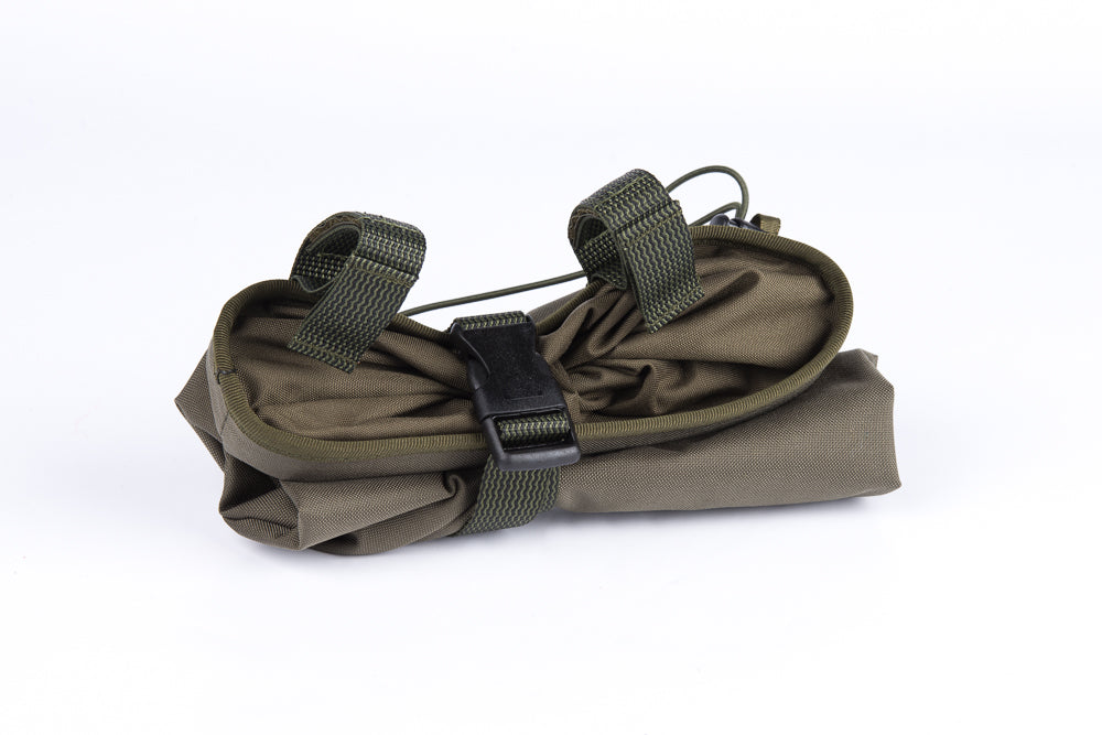 Roll-up equipment pouch, 30 cm – military green - Wandelaar Adventures