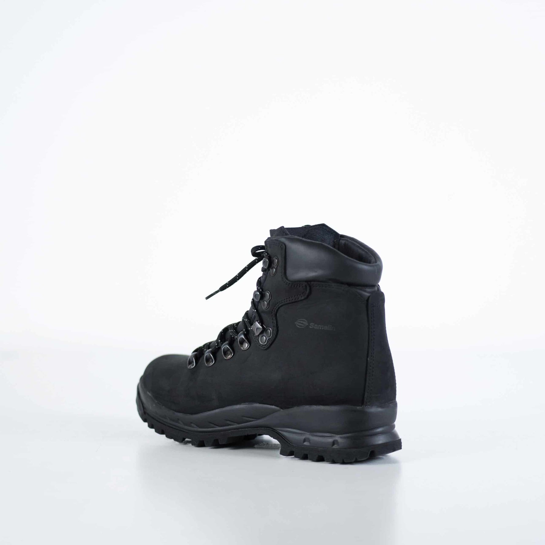 5531 Black Hiking Boots - Wandelaar Adventures