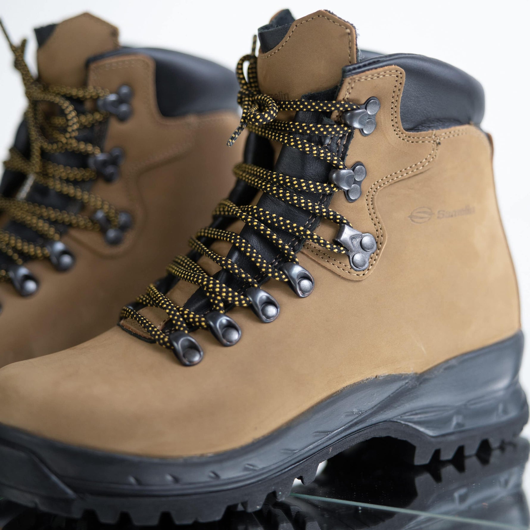 5531 Tundra Hiking Boots - Wandelaar Adventures