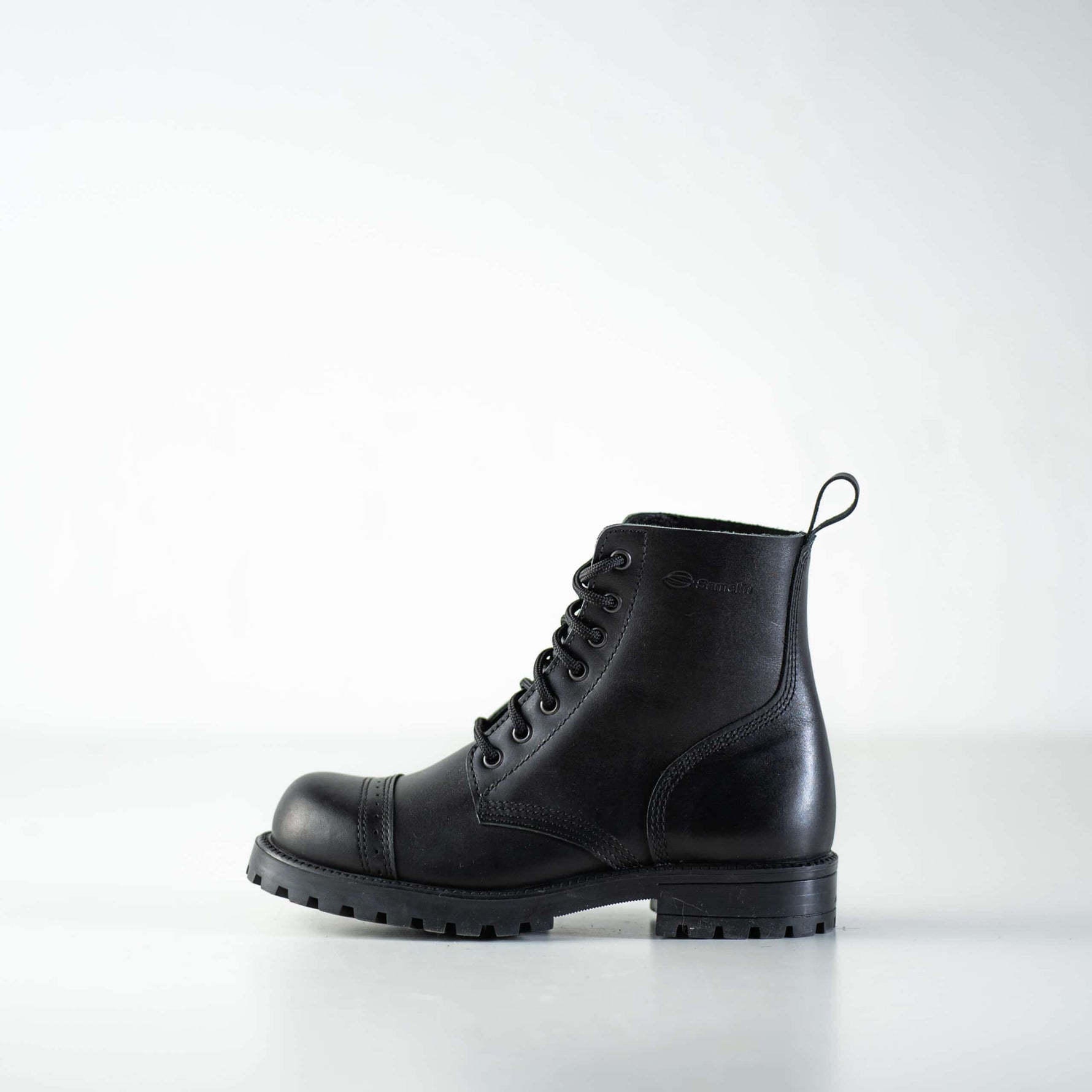 517 aka Aviator Boots - Black - Wandelaar Adventures