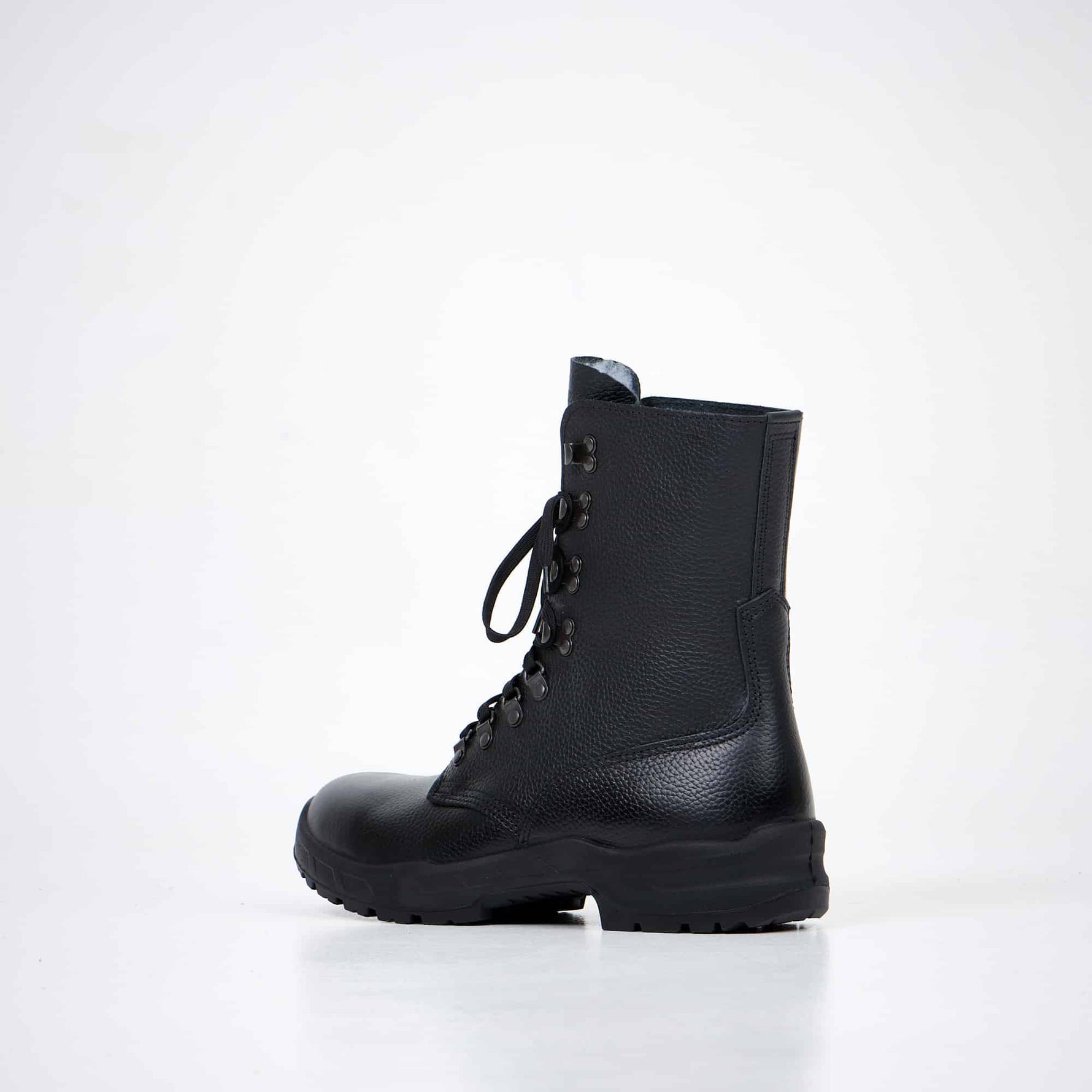 2077 Combat Boots aka M77 Boots 2.0 - Wandelaar Adventures