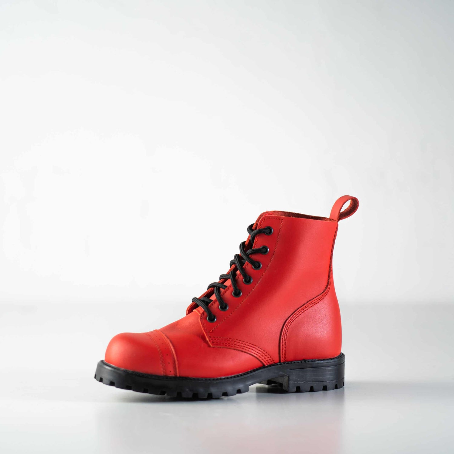 517 aka Aviator Boots - Red - Wandelaar Adventures