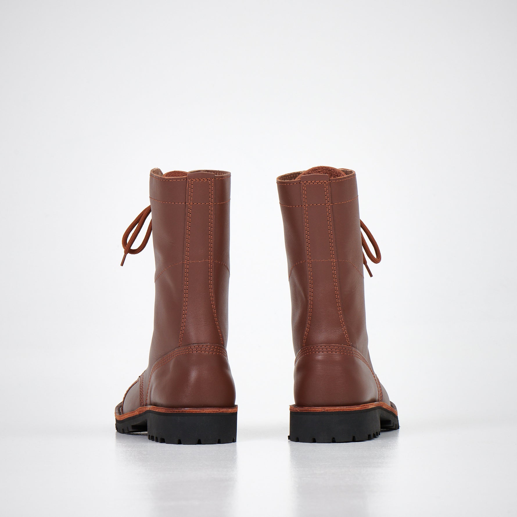 AIPI 2.2 Handmade Leather Boots - Brown - Wandelaar Adventures